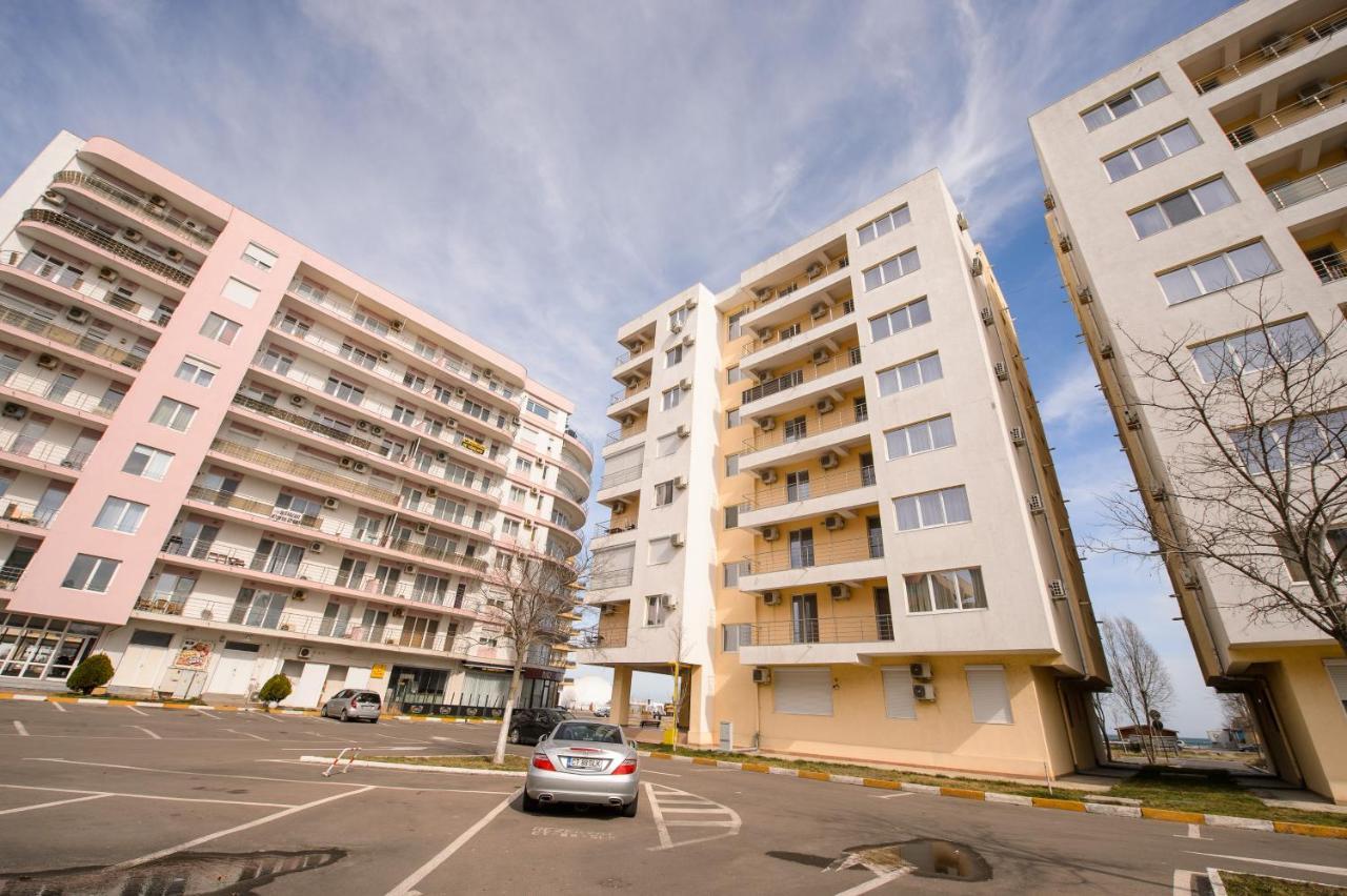 Summerland Relax Apartments Mamaia Eksteriør billede